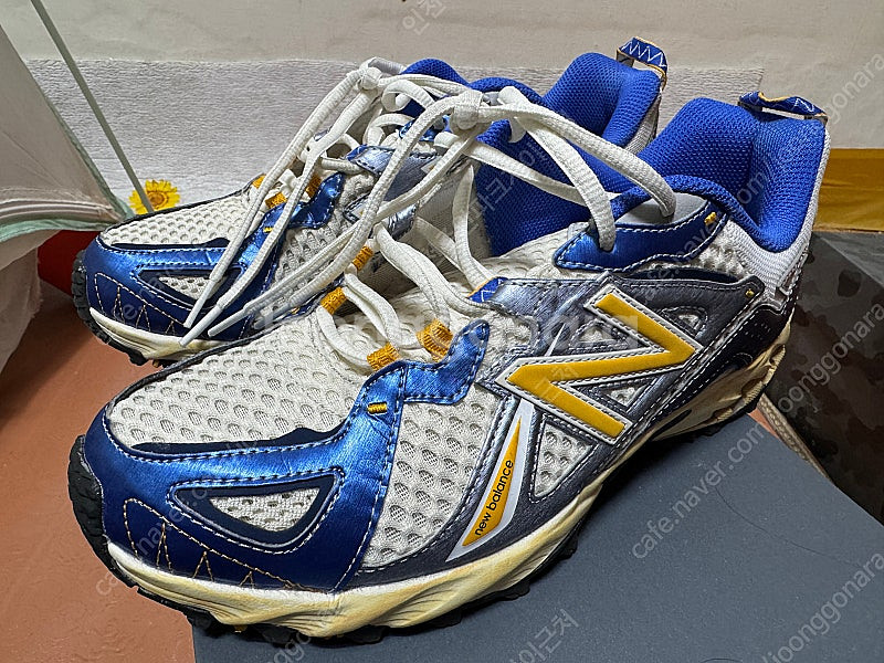 뉴발란스 ML610 예스아이씨 아틀란틱 블루 바시티 골드 265--4